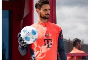 拜仁官方庆祝乌尔赖希37岁生日,球员为拜仁出战103场丢117球