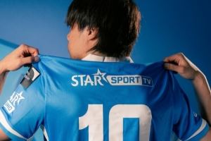 官方:32岁日本国脚伊东纯也重返亨克效力,身披10号球衣