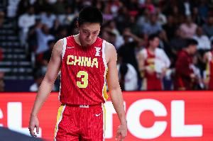 媒体人:我们只是差了一点点运气 中国男篮全队有遗憾但没有抱怨