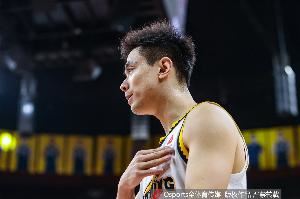 媒体人:赵继伟顶薪续约4年 有望最终实现完美的一人一城的佳话