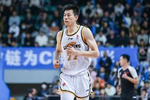 :张镇麟转会费远低于8000万元 辽宁从未索要李添荣+李弘权