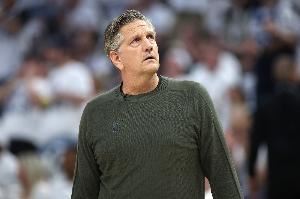  芬奇：我现在非常担心球队的防守 防守端的表现极其不稳定