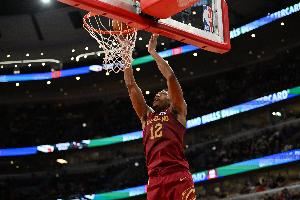  冲击力十足！亨特13中8&罚球5中4拿到21分 另有6板2助2断