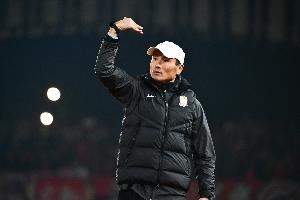  陈柏良：几个月前就猜测邵佳一会去国足任职，但没想到来得这么快