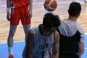  降维打击！张博源22中11&10罚7中空砍全场最高31分 另9板2助2帽