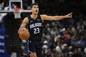  内外开花！席尔瓦13中6贡献15分4板 三分7中3